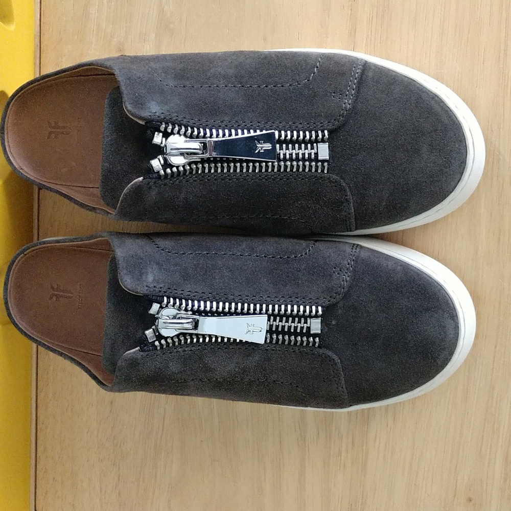 Frye Lena new zip low sneaker mules size 8